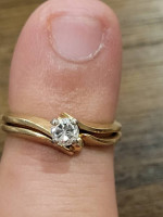 Estate Vintage 14K Yellow Gold .25 ct 2 Ring Wedding Set. Size 4.5