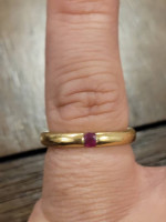 Estate 18k Yellow Gold Ruby Ring / Wedding Band. Size 7.75