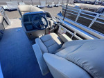2024 Sun Tracker Party Barge 22RF