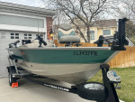 TRACKER PRO DEEP v-16