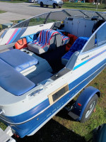 1989 Bayliner Capri Cuddy