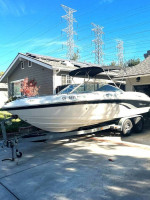 Wake/Ski boat..216 SSI Chaparral..Turn key..low hours
