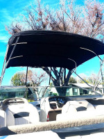 Wake/Ski boat..216 SSI Chaparral..Turn key..low hours