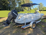 2005 Godfrey Hurricane Fun Deck w/ Four Stroke