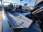 2024 Tracker Boats PRO GUIDE V-16 WT