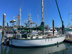 32 ft Prairie Cutter Sailboat: Excellent Condition