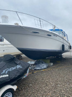 91 SeaRay 350 LOA 37 foot