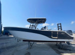 28 ft. Commander VHF radio sea fox