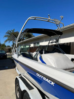 2007 Moomba V drive v8 wake ski boat