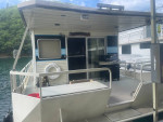 houseboat