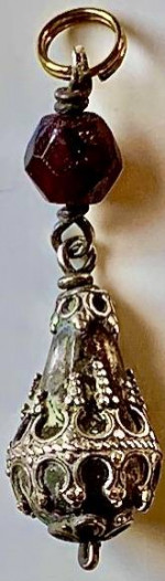 Vintage Pendant with Faceted Garnet Bead