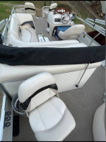 Pristine 2008 Tracker Pontoon