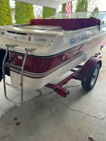 1995 Four Winns inboard boat