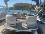 Pontoon-Crestliner 2007