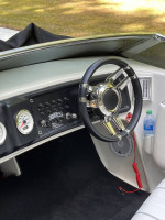 22' Donzi Classic Speedboat
