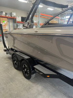 2020 Wakeboard Boat Tige R23