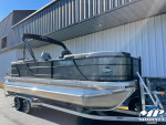 2022 Veranda VR22RC Deluxe Tri-Toon