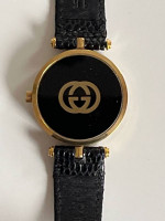 GUCCI Watch 2000M unisex gold