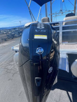 2024 Sun Tracker Party Barge 22 XP3