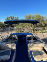 1999 Crestliner Boat - model 1750