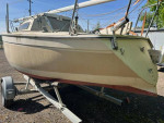 79 Sailboat 23 Ft EZ Loader Trlr Sails and Mast Priced Right