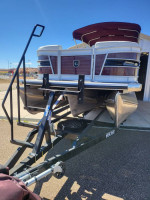 2022 Godfrey Aquapatio 275 DFL White/Black Cherry Yamaha 425.