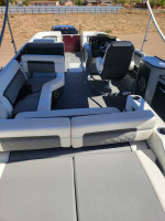 2022 Godfrey Aquapatio 275 DFL White/Black Cherry Yamaha 425.