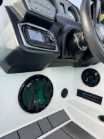 2019 Axis A24**super clean and loaded with options**