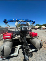 1990 Grumman Funship pontoon