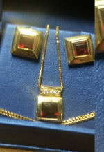 Garnet stone earring & necklace set