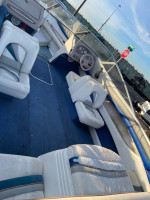 1994 Larson 214 LXI Boat       CL18