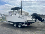 BIG SALE! 2021 THRESHER 25 CENTER CONSOLE