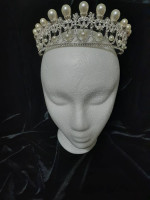 Tiara/crown replica of Bavarian Love Knot tiara