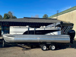 2024 *Crest Pontoon* *Classic 220 SLC 150L MERCURY *$415 M