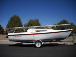 Sailboat - Macgregor V222