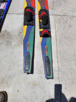 Skis + misc