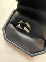 A beautiful 1.5 Carat solitaire beautiful 1-1/2 brilliant cut ring