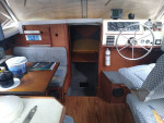 28 foot fly bridge Bayliner