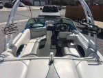 2014 ski Sanger 215 wakeboard boat