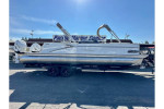 2023 Avalon 27' Catalina Elite Windshield w/ Twin 400HP Mercurys!