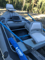 River raft w/tilt trailer