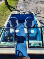 Completely restored 1981 seaswirl