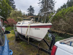 MacGregor Venture 2-22 Sailboat w/Honda 9.9 OB