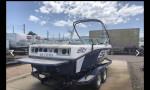 Epic 23v wake boat