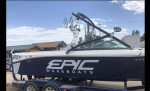 Epic 23v wake boat