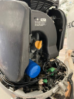Center console boat