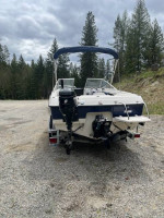 Bayliner Discovery 195