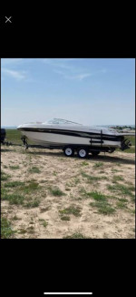 2000 Four Winns 240 Horizon sell/trade