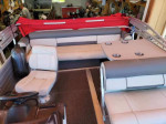 Pontoon boat