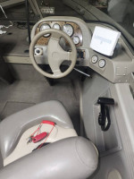 18' aluminum fishing boat